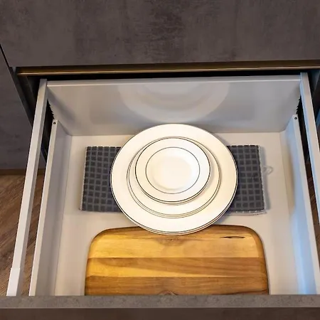 Floreasca 77 Διαμέρισμα 3*